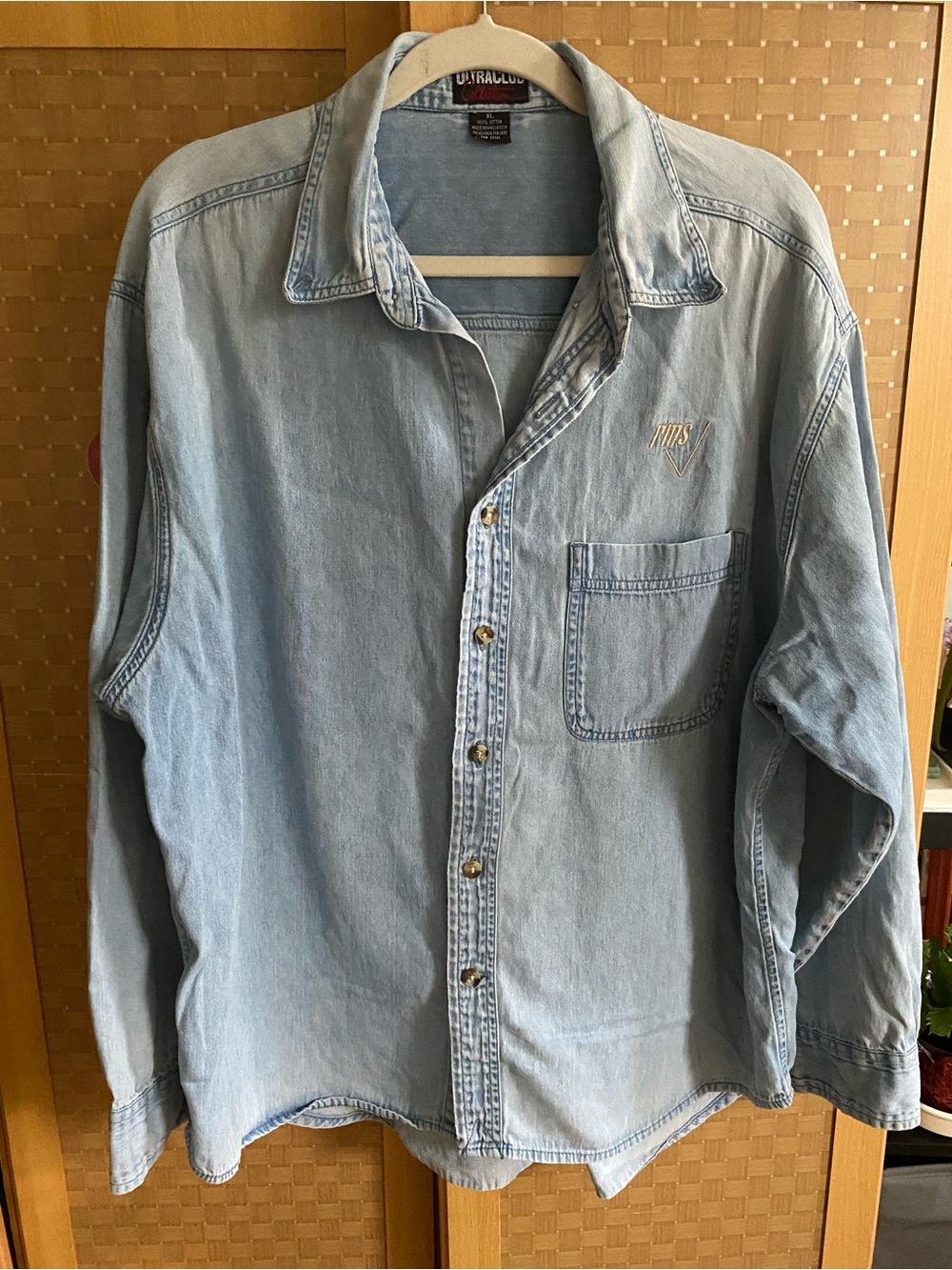 Light Wash Denim Button-Down Shirt - Casual Men's Long Sleeve